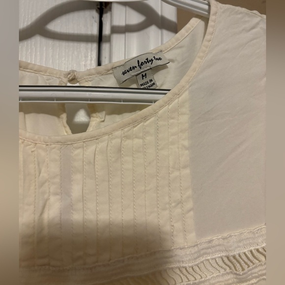 Seven Forty two tunic, size M Chic Ivory Women's Blouse Beige 3/4 sleeve women’s - Picture 2 of 3